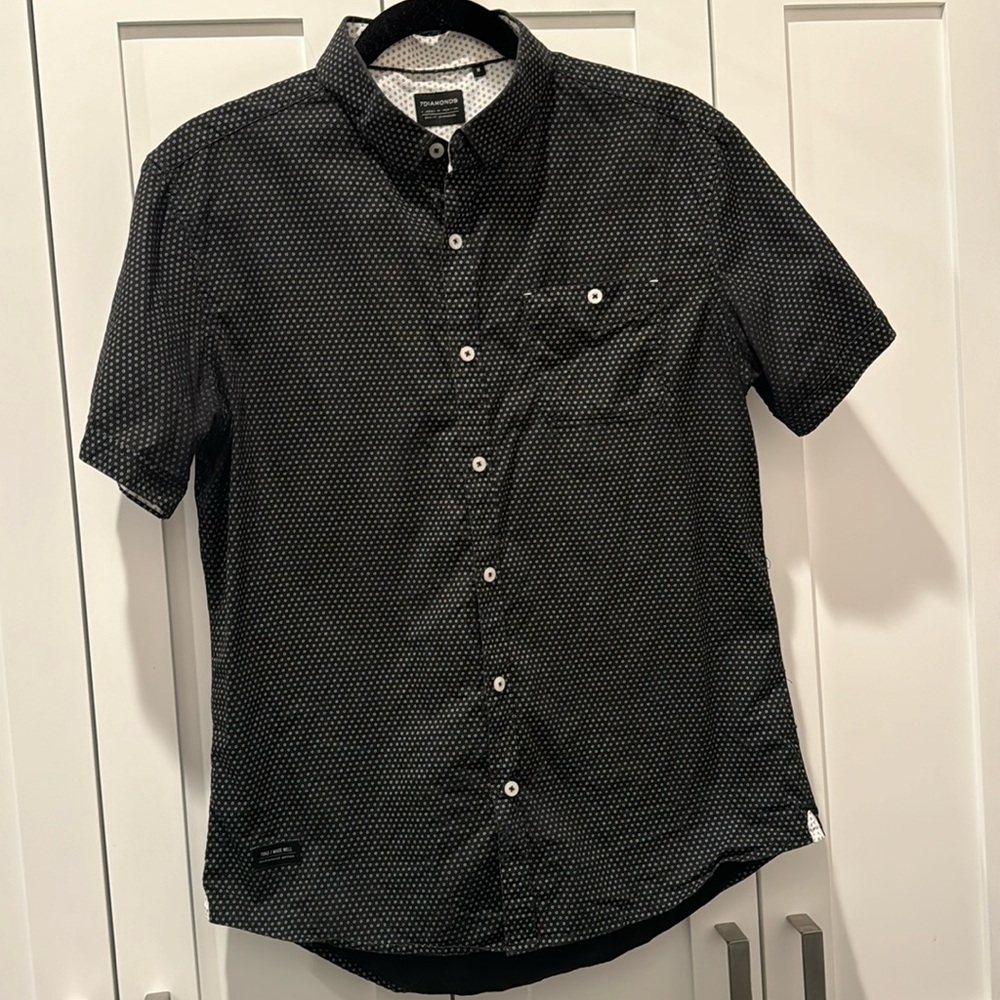 7Diamonds Medium button down